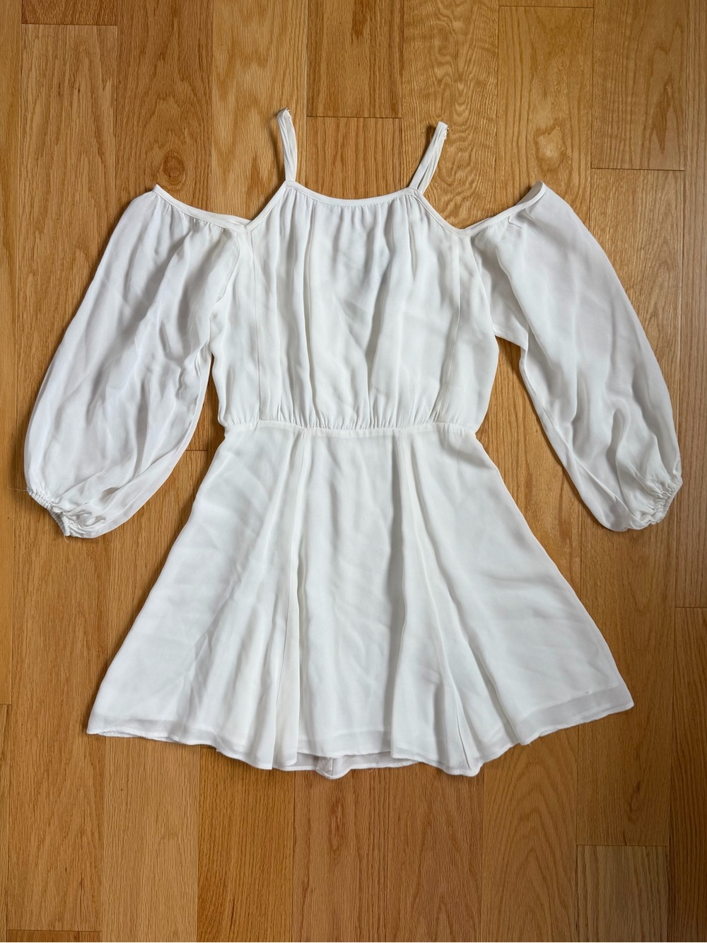 Reformation Ivory Cold Shoulder Long Sleeve Mini Dress XS Viscose